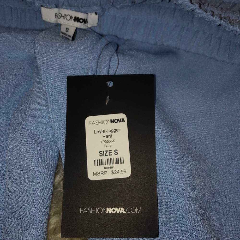 fashion Nova Joggers pant